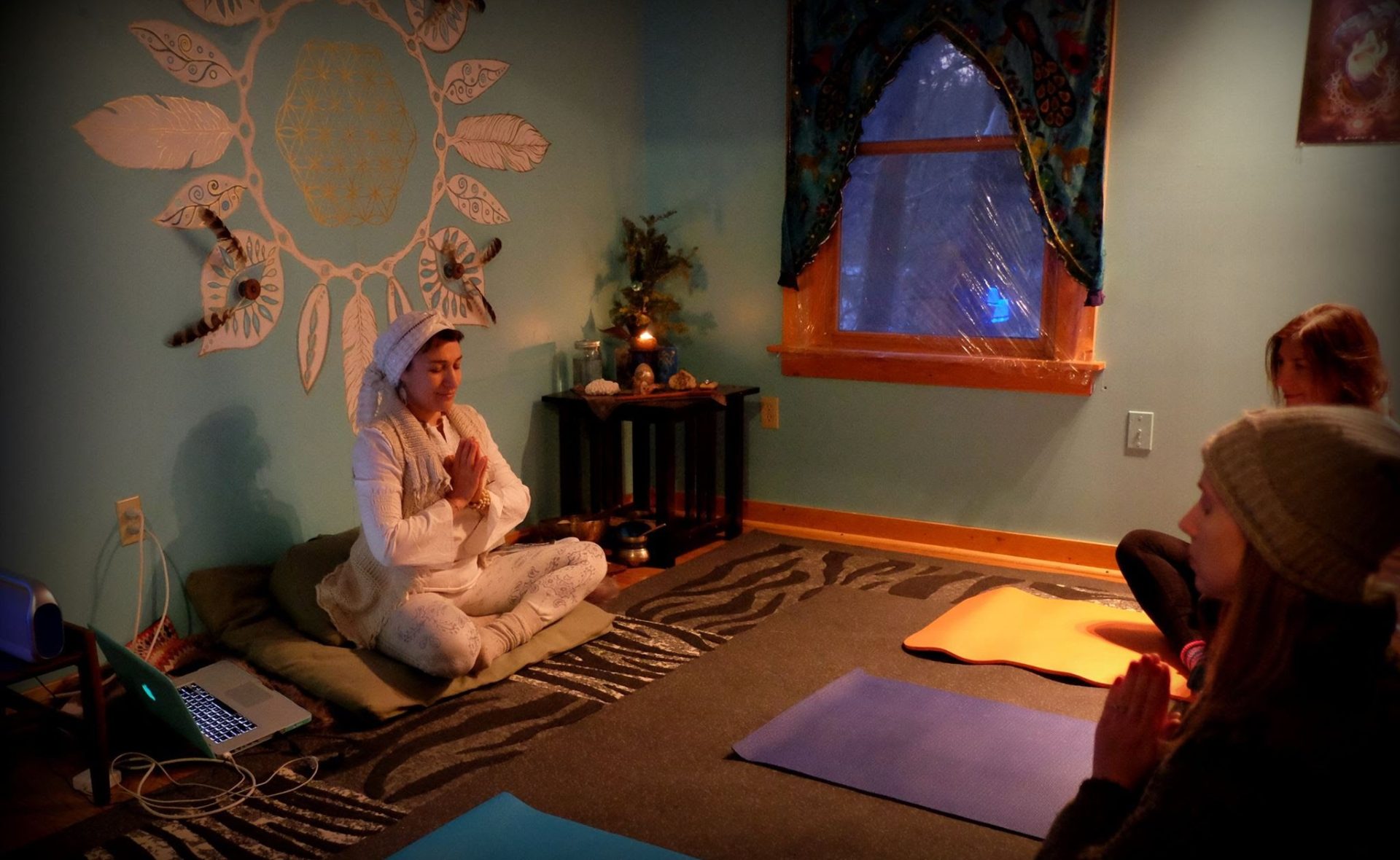 Yoga winter